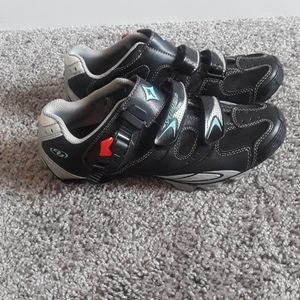 Specialized bodygeometry cycling shoes